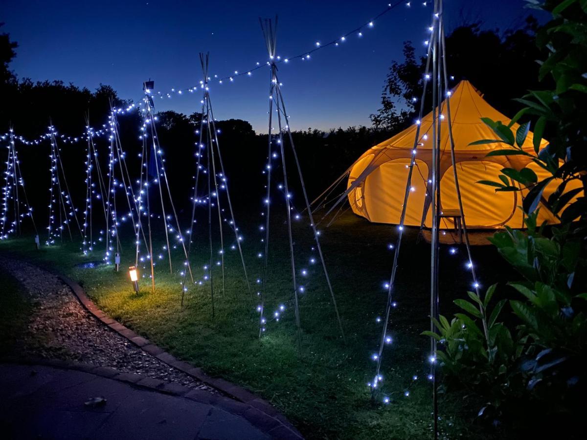 Secret Garden Glamping Hotel Lymington Exterior photo