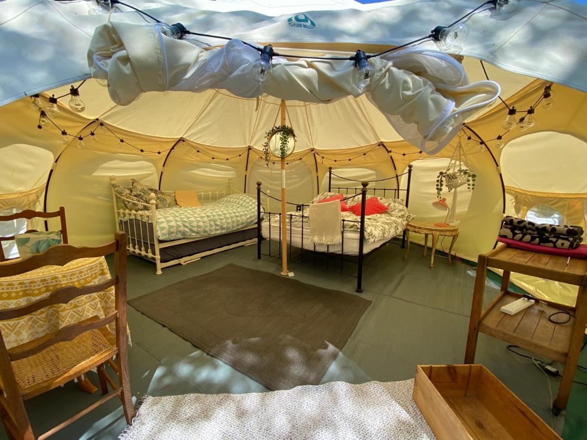 Secret Garden Glamping Hotel Lymington Exterior photo